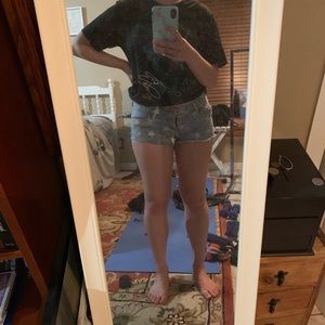 Star low waisted jean shorts